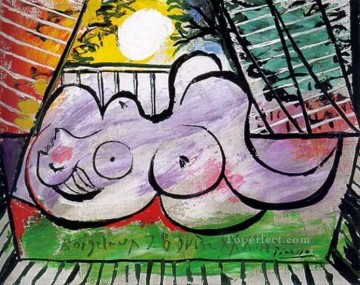  picasso - Nude diaper 1932 Pablo Picasso